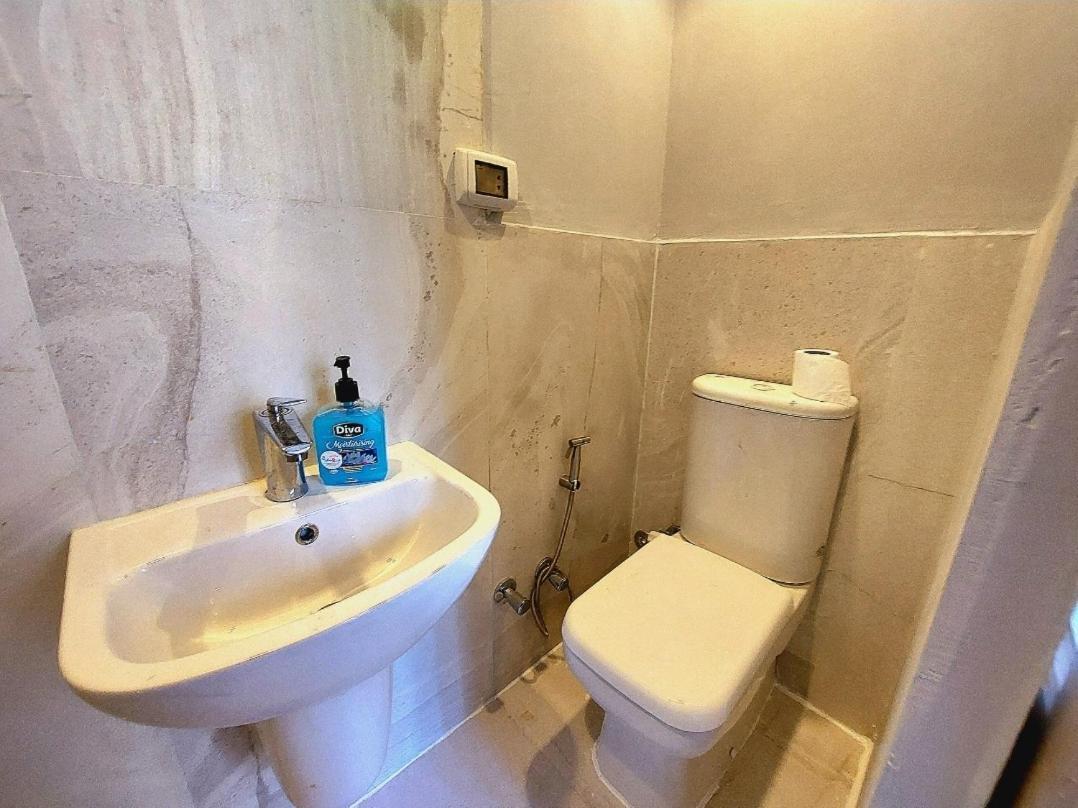 Arab Hostel, Welcoming All Solo And Groups Travellers But, Unmarried Couples Not Allowed Alexandrie Exteriér fotografie