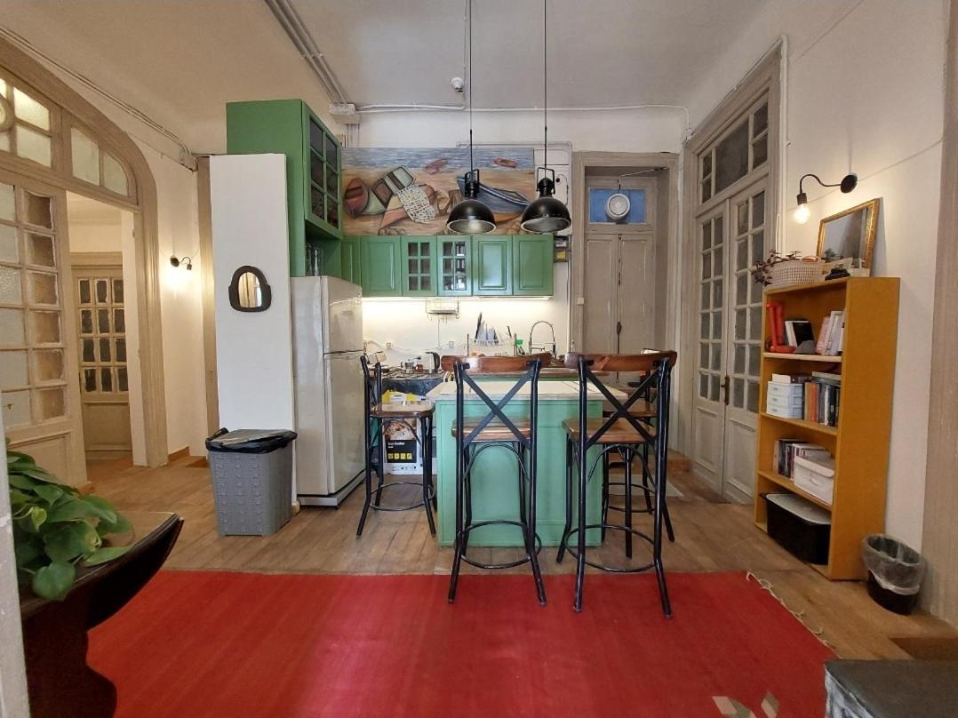 Arab Hostel, Welcoming All Solo And Groups Travellers But, Unmarried Couples Not Allowed Alexandrie Exteriér fotografie
