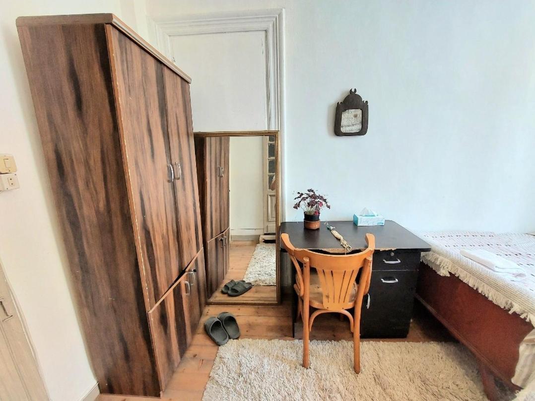 Arab Hostel, Welcoming All Solo And Groups Travellers But, Unmarried Couples Not Allowed Alexandrie Exteriér fotografie